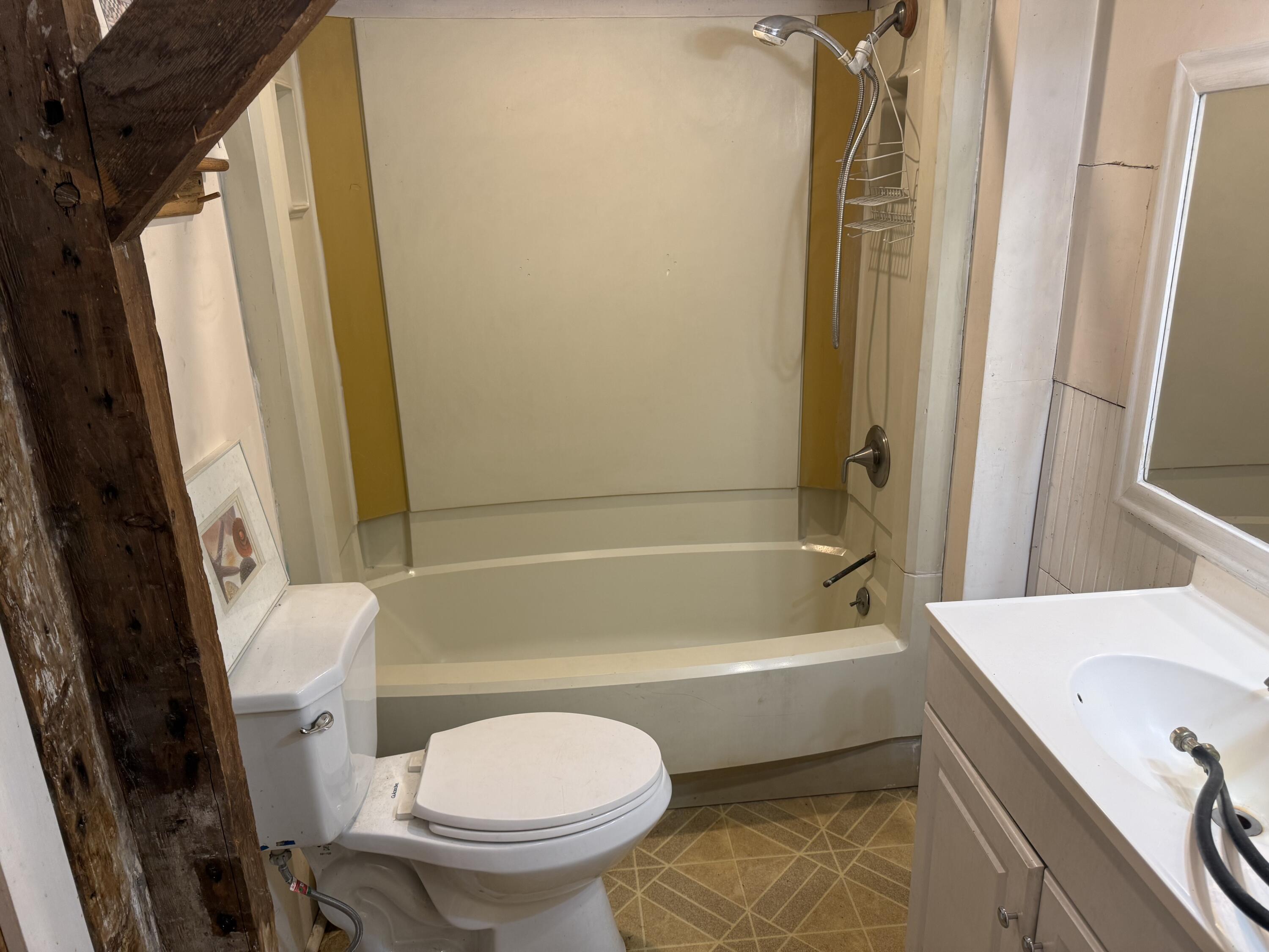 447 Goshen Road Waldoboro ME 04572