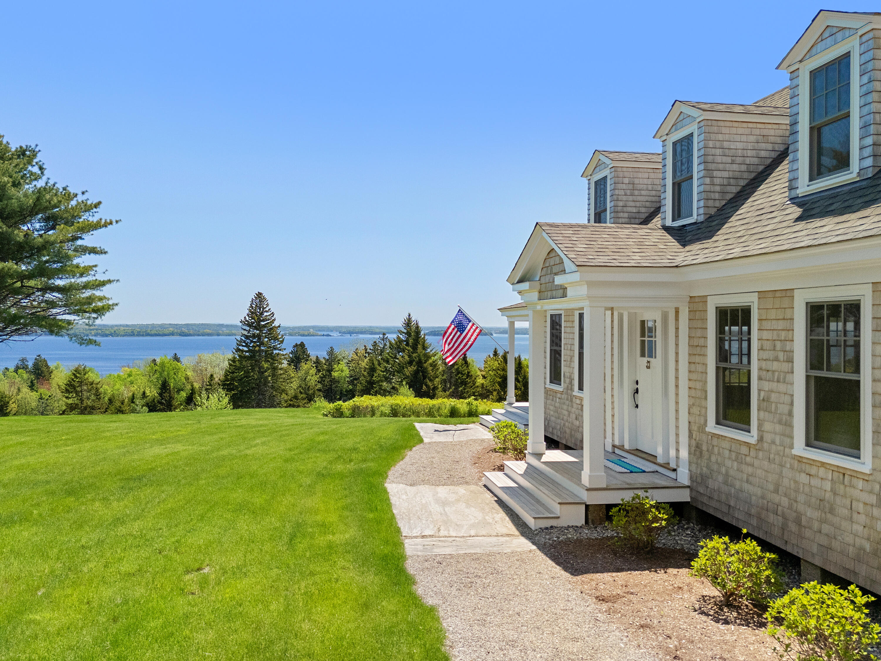 286 Atlantic Highway Northport ME 04849