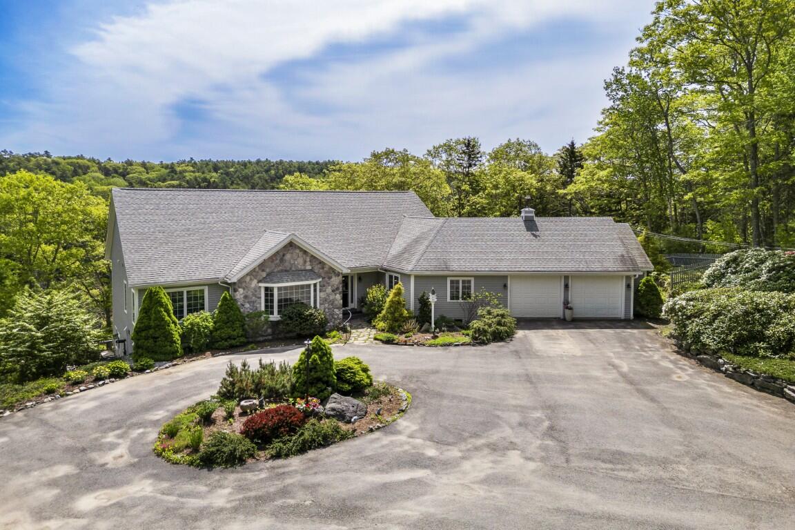236 Lakeside Drive Boothbay Harbor ME 04538