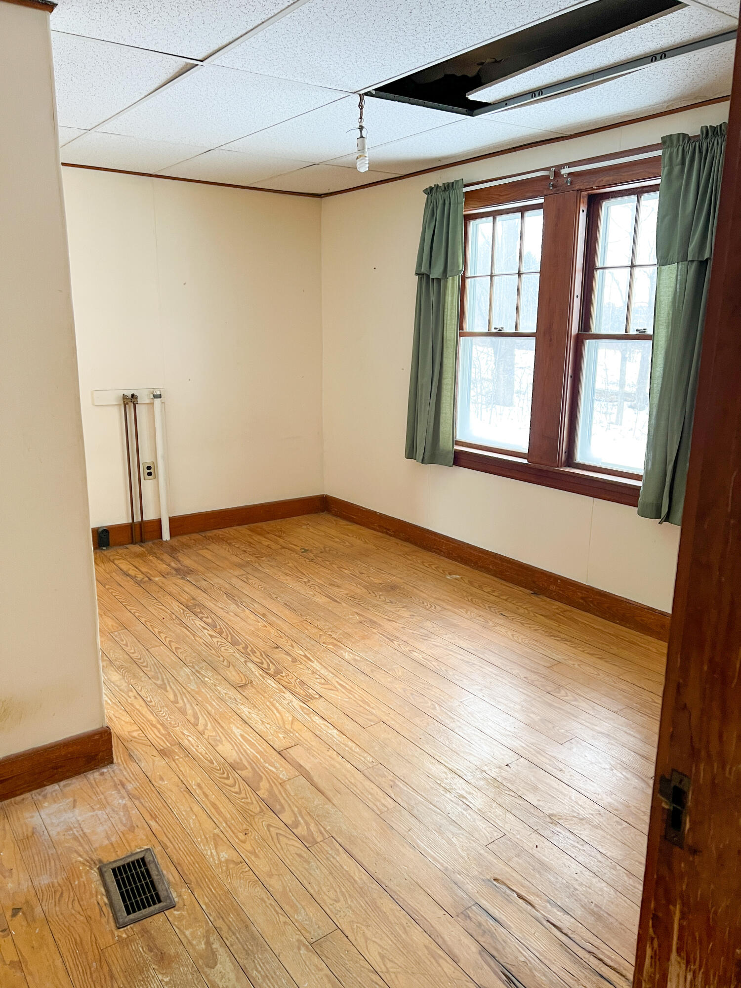 229 County Road Waterville ME 04901