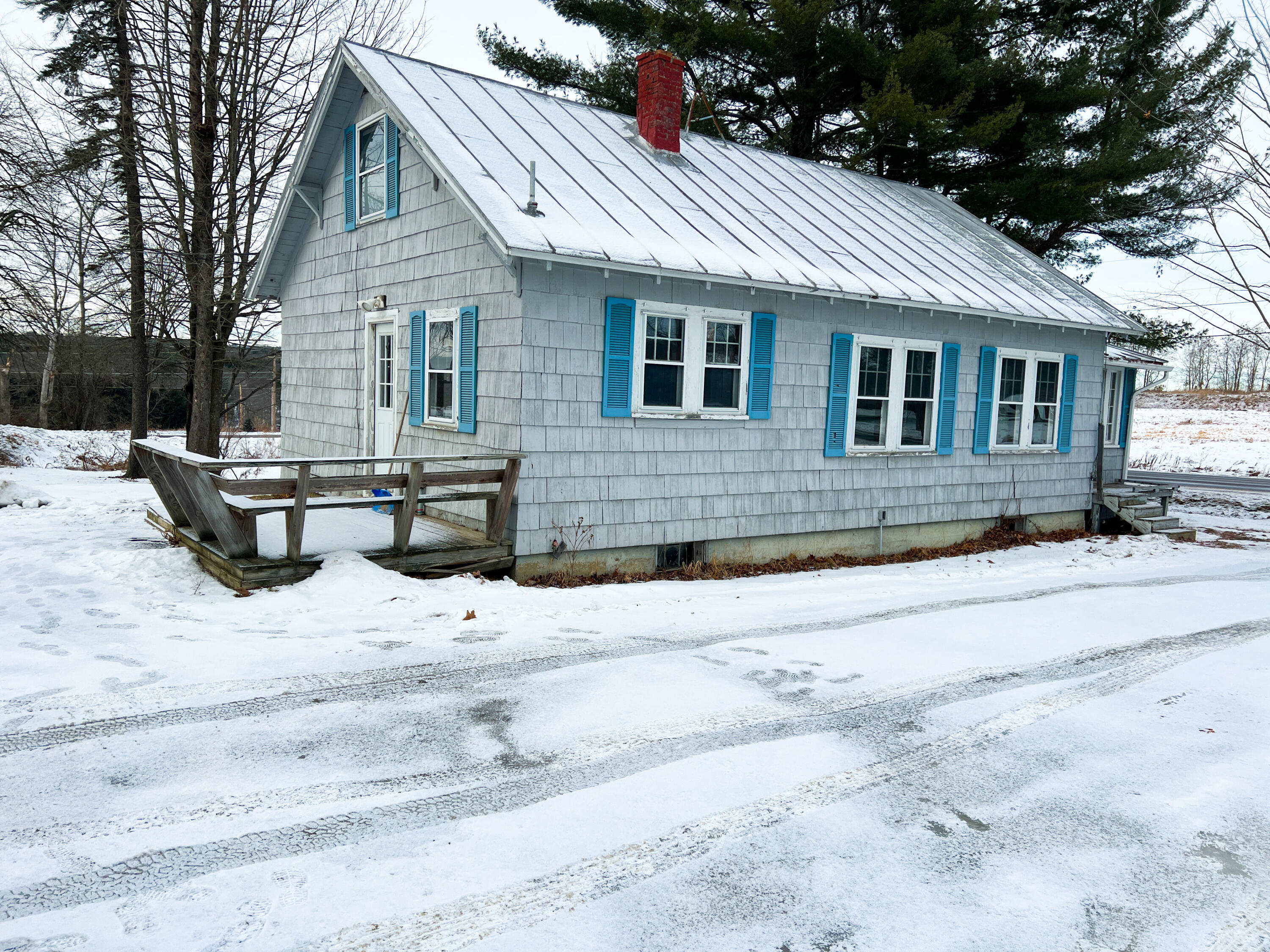 229 County Road Waterville ME 04901