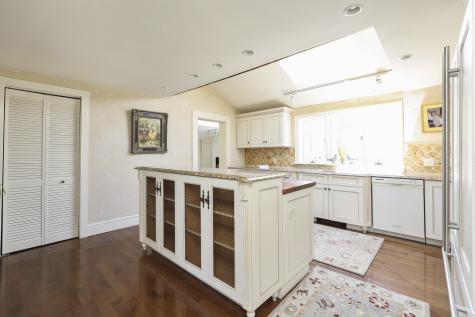 23 Pleasant Street Kennebunk ME 04043