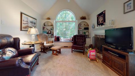 12 Lockwood Drive Kennebunk ME 04043
