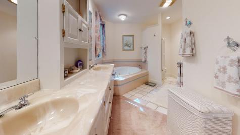 12 Lockwood Drive Kennebunk ME 04043