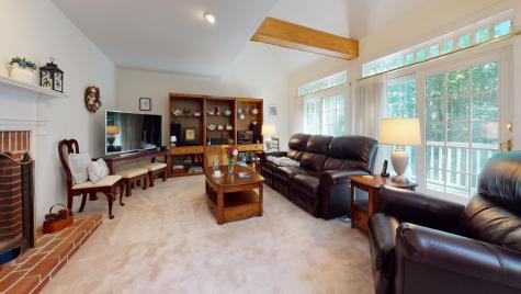 12 Lockwood Drive Kennebunk ME 04043