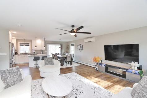 19 Virginia Lane Bangor ME 04401