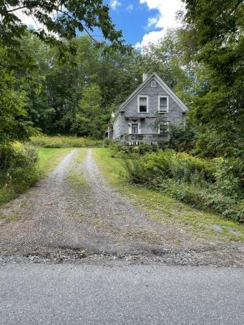 13 Monument Road Abbot ME 04406
