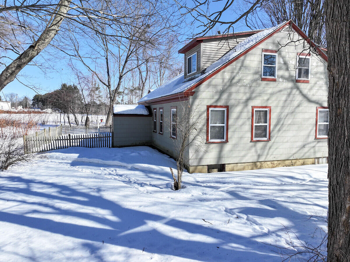 86 N Second Rangeway Road Oakland ME 04963