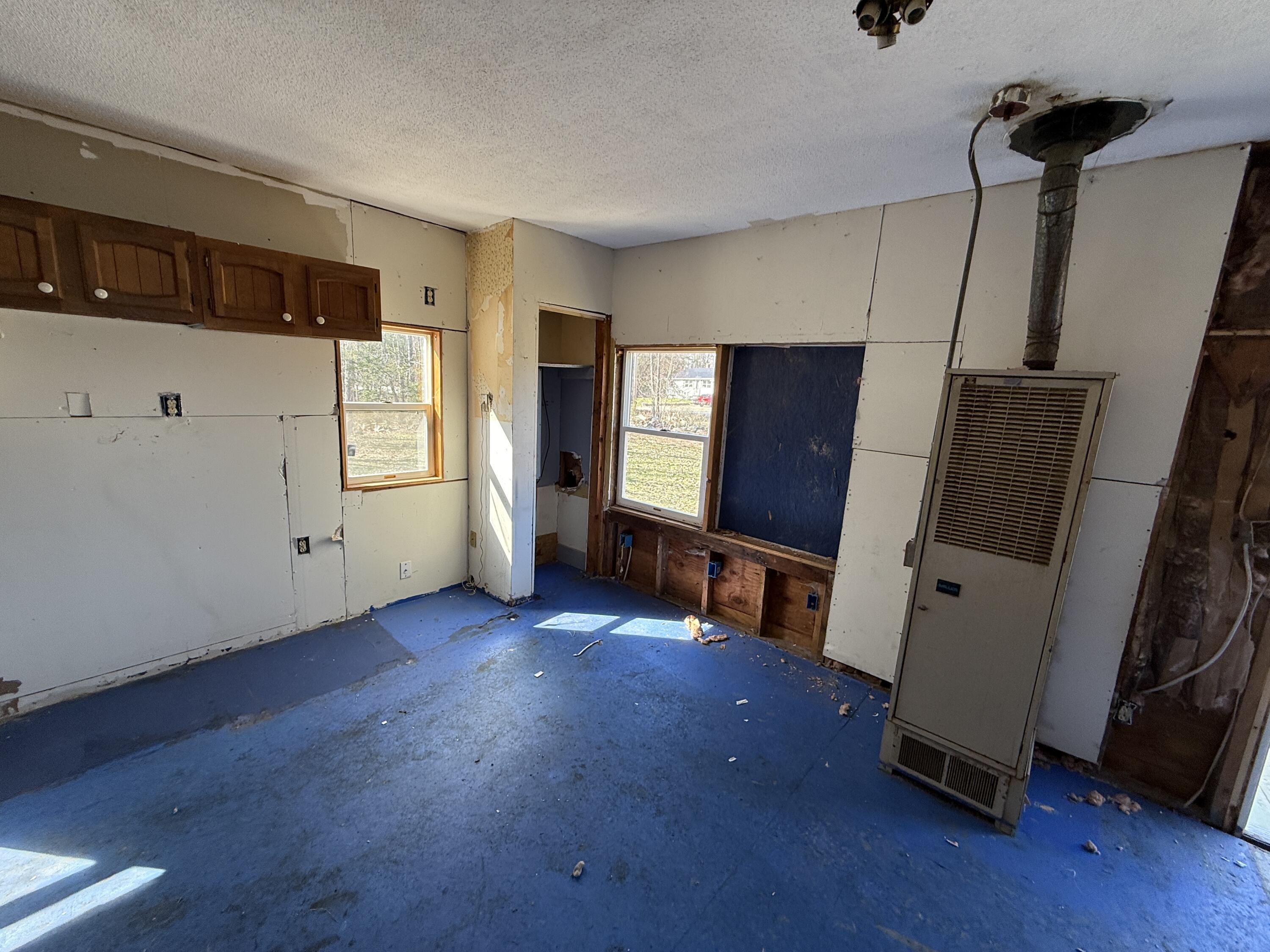 175 Mcnally Road Clinton ME 04927