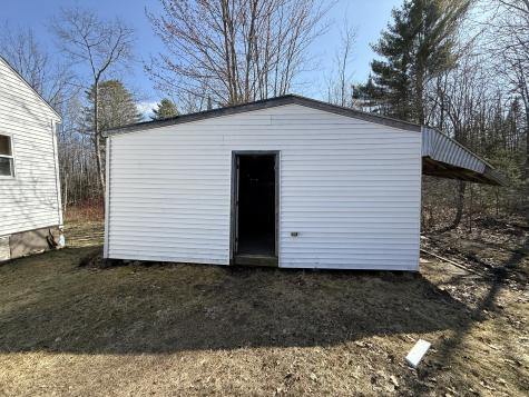 175 Mcnally Road Clinton ME 04927