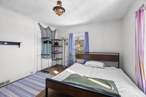 145 Highland Avenue Gardiner ME 04345