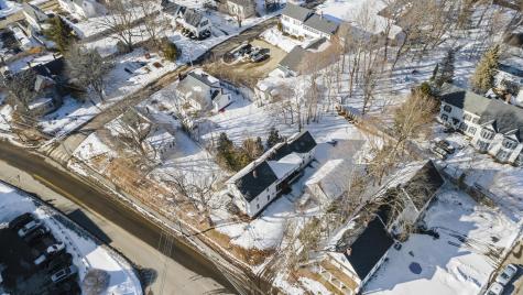 145 Highland Avenue Gardiner ME 04345