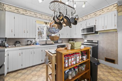 145 Highland Avenue Gardiner ME 04345