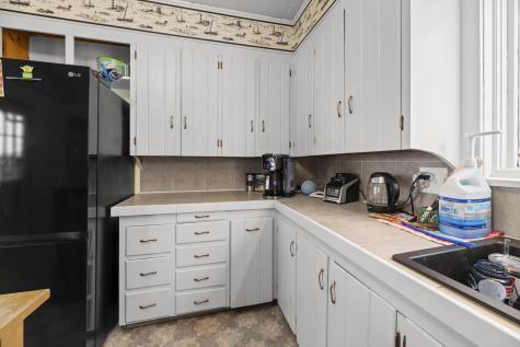 145 Highland Avenue Gardiner ME 04345