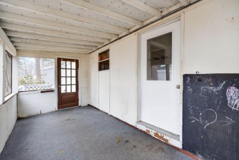 15 Valerie Avenue Brunswick ME 04011