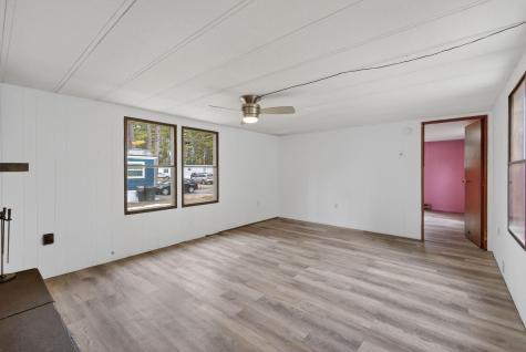 15 Valerie Avenue Brunswick ME 04011