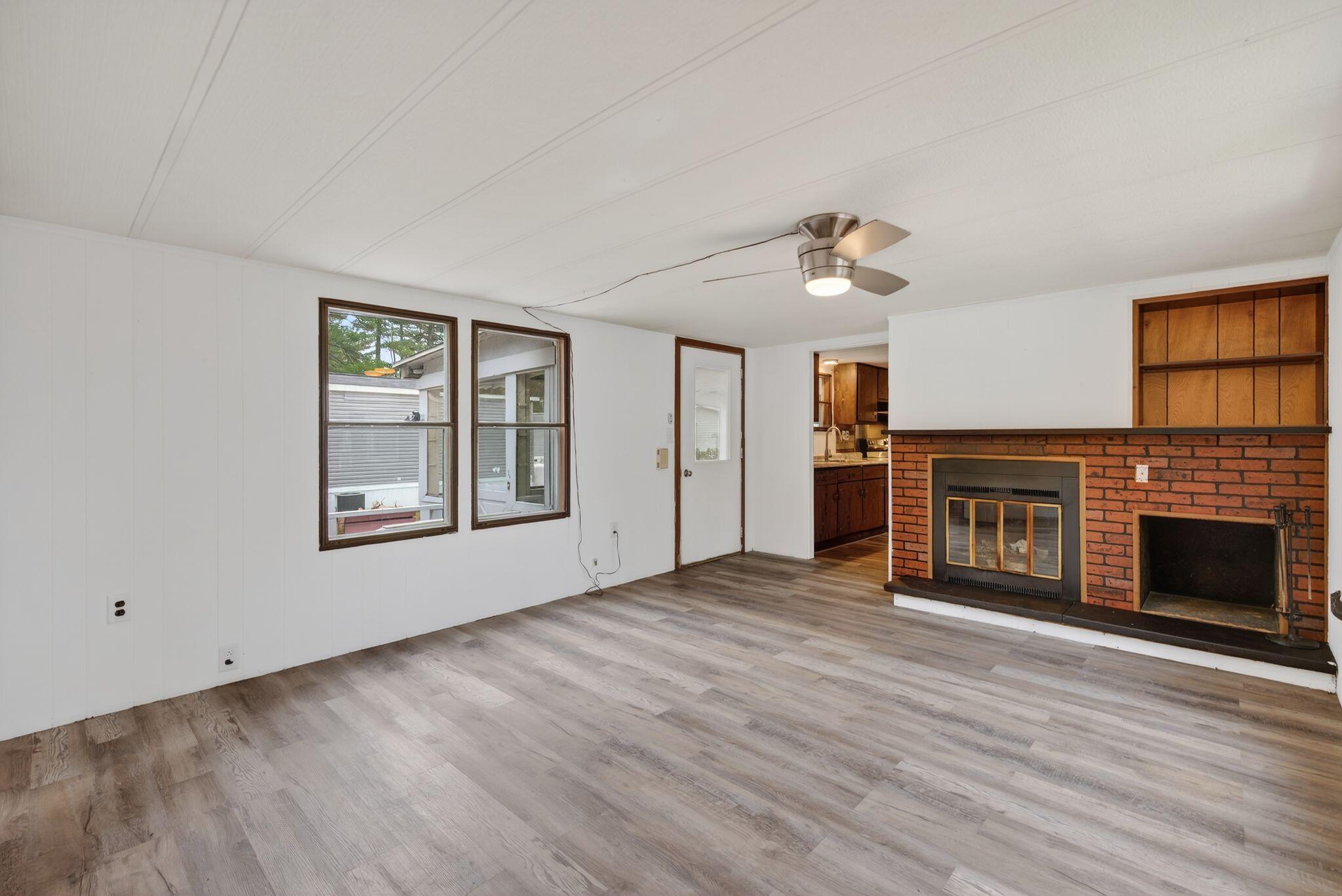 15 Valerie Avenue Brunswick ME 04011