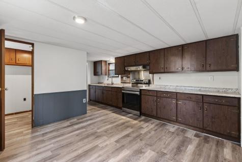 15 Valerie Avenue Brunswick ME 04011