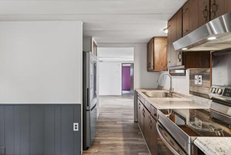 15 Valerie Avenue Brunswick ME 04011