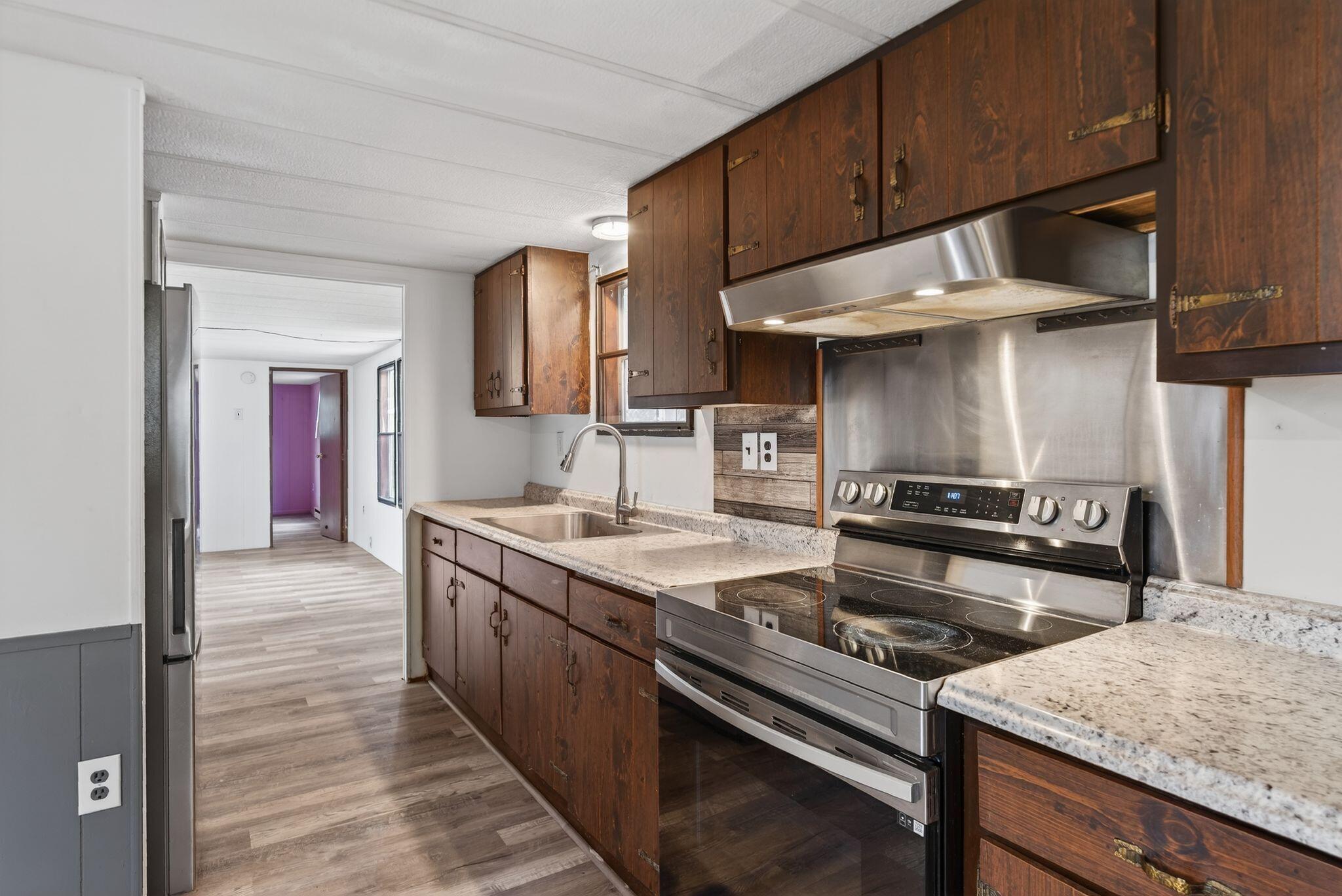 15 Valerie Avenue Brunswick ME 04011