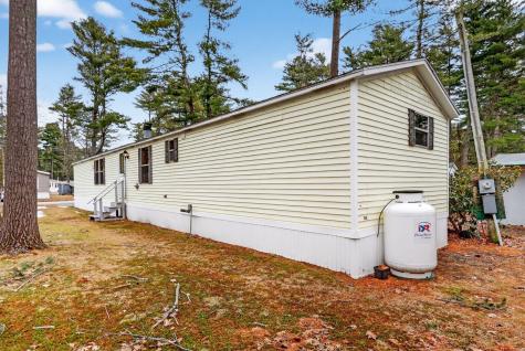 15 Valerie Avenue Brunswick ME 04011