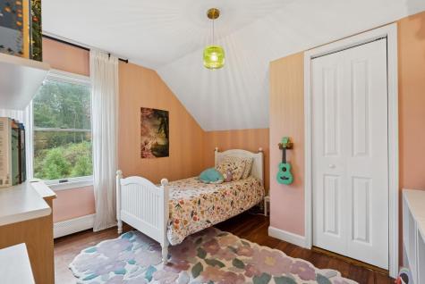 674 Highland Avenue South Portland ME 04106