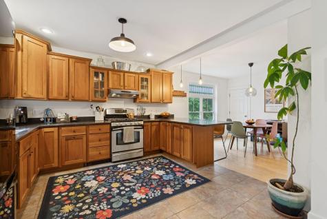 674 Highland Avenue South Portland ME 04106