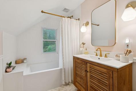 674 Highland Avenue South Portland ME 04106