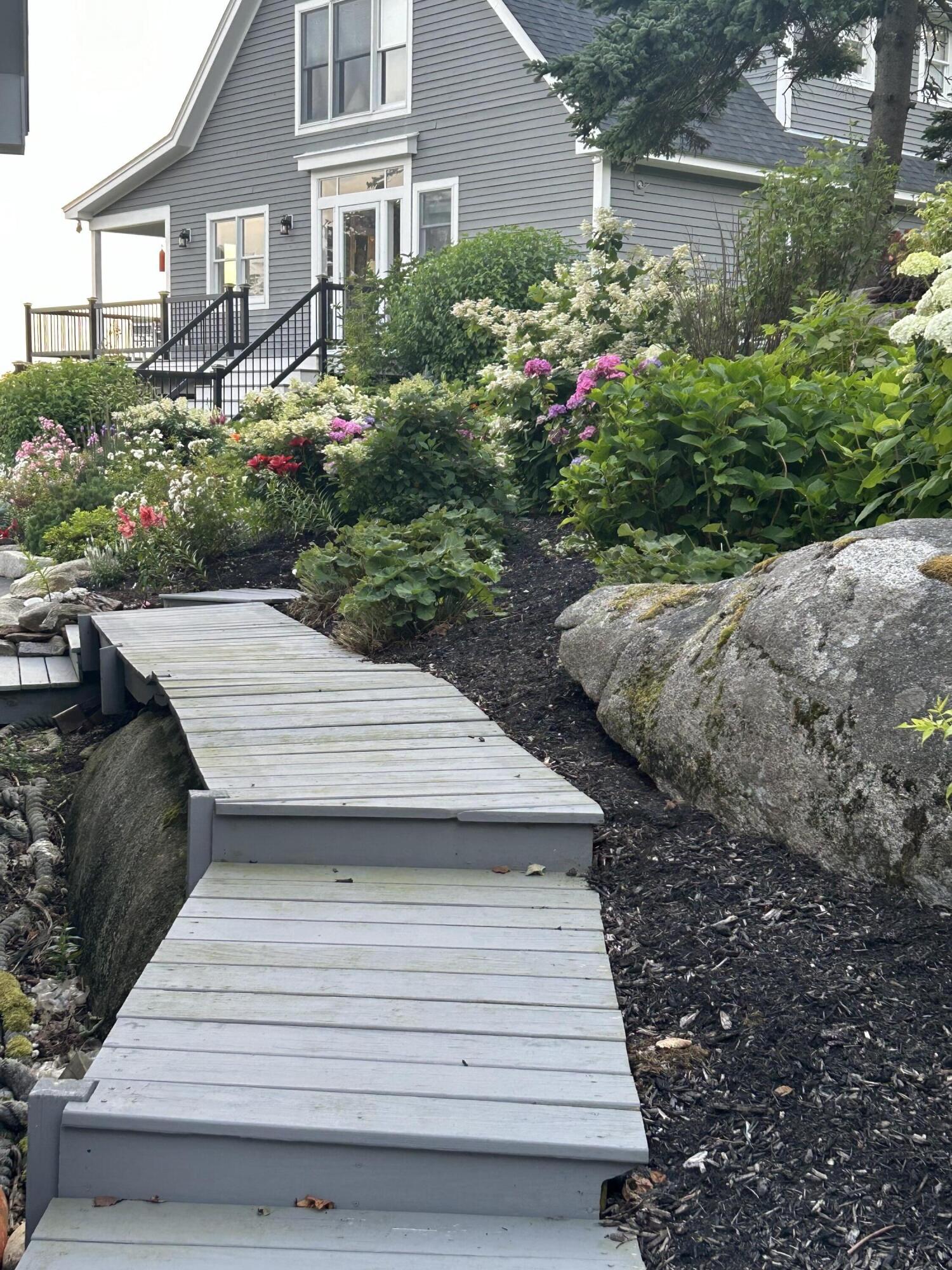 5 Little Dog Path South Thomaston ME 04858