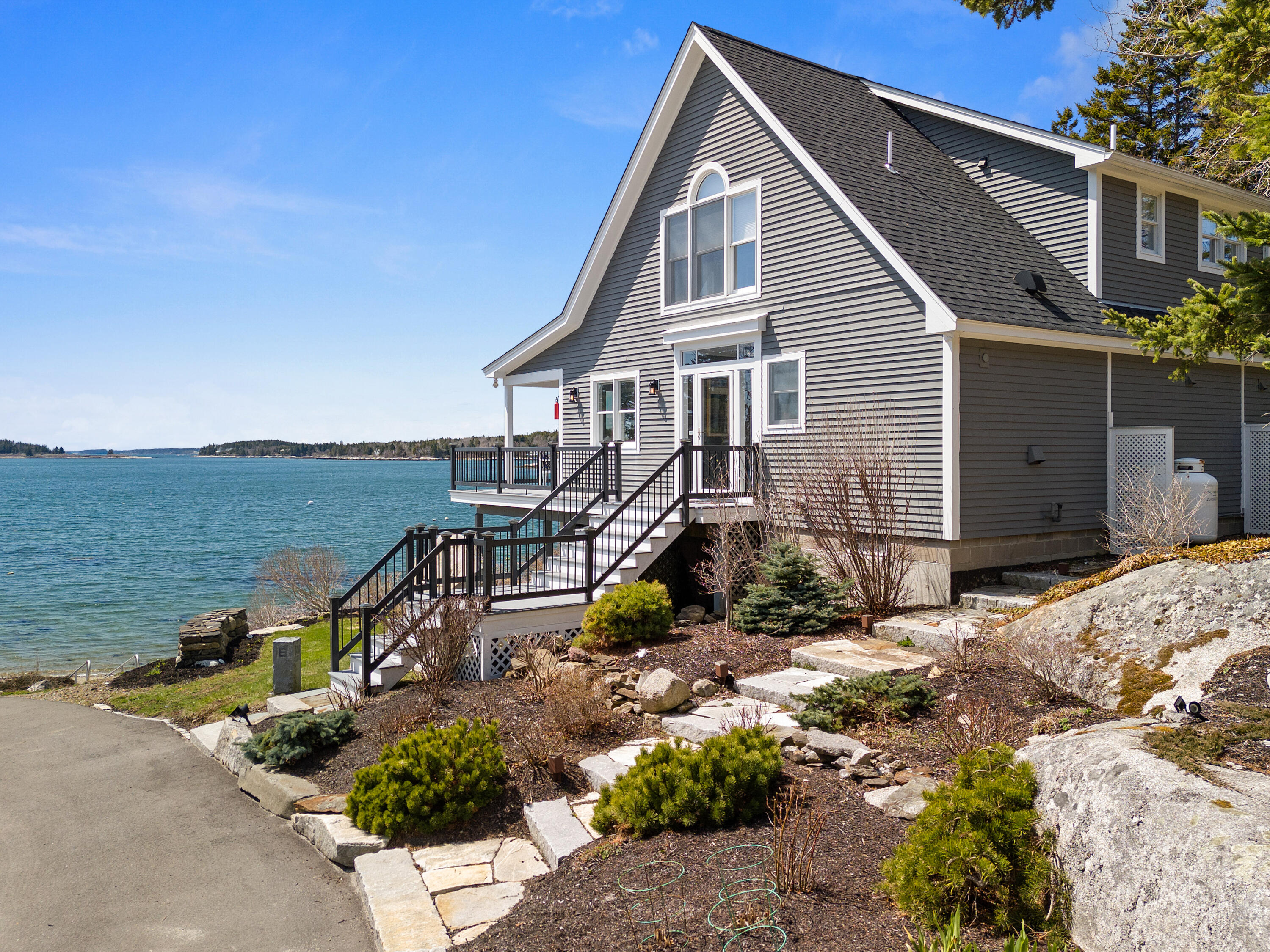 5 Little Dog Path South Thomaston ME 04858