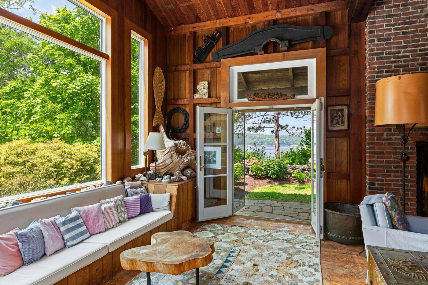 80 Hayfield Way Rockport ME 04856