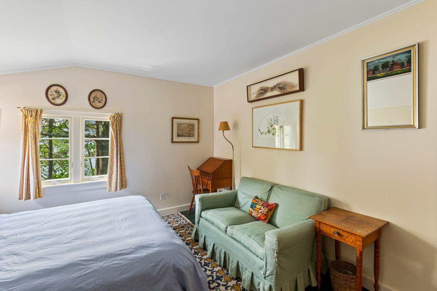 80 Hayfield Way Rockport ME 04856