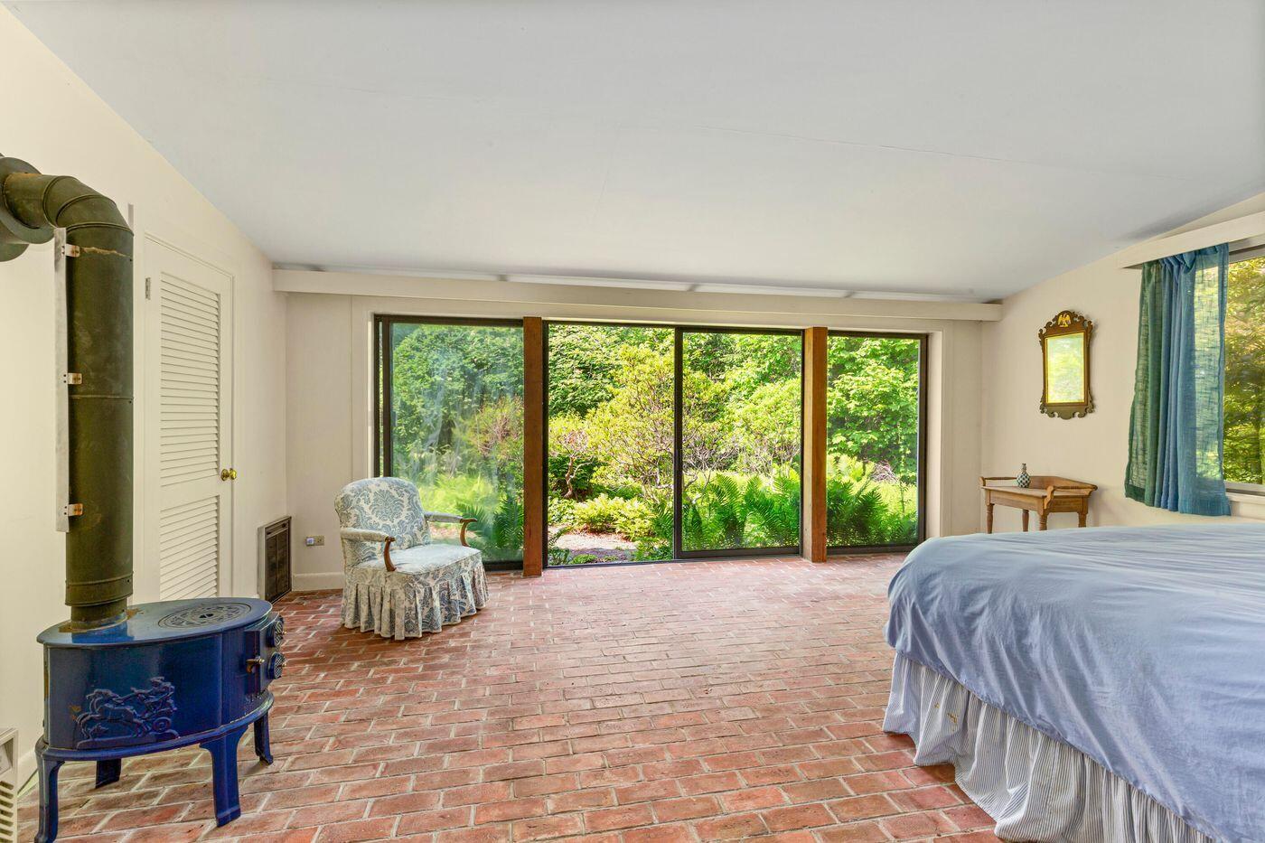 80 Hayfield Way Rockport ME 04856