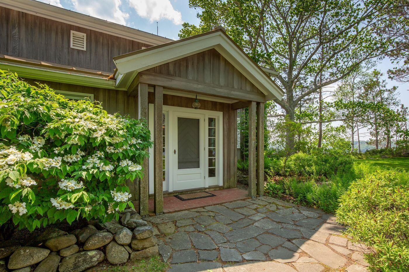 80 Hayfield Way Rockport ME 04856