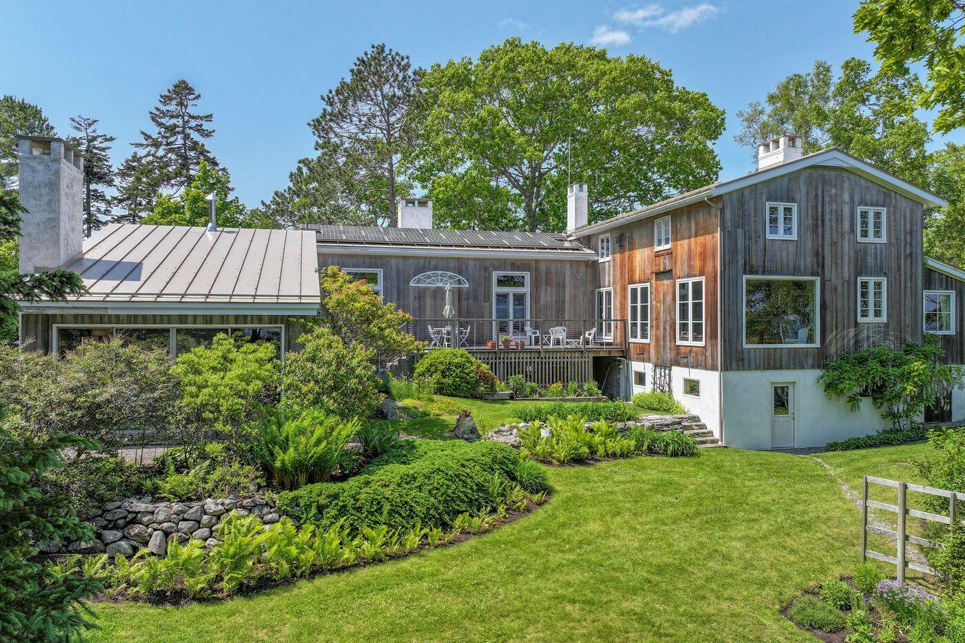 80 Hayfield Way Rockport ME 04856