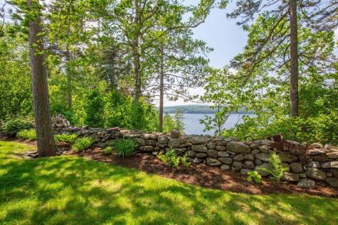 80 Hayfield Way Rockport ME 04856