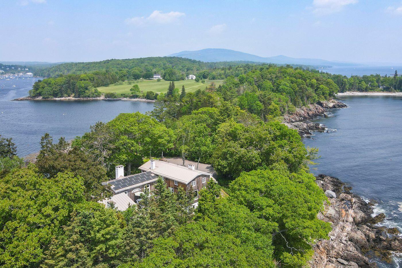 80 Hayfield Way Rockport ME 04856