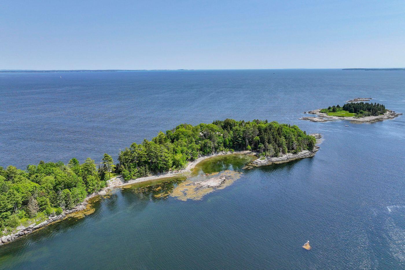 80 Hayfield Way Rockport ME 04856