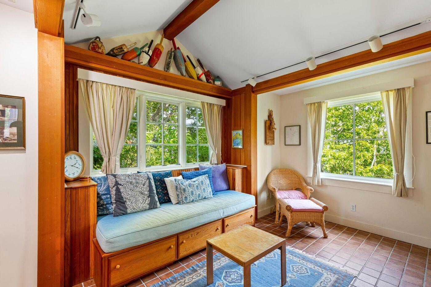 80 Hayfield Way Rockport ME 04856