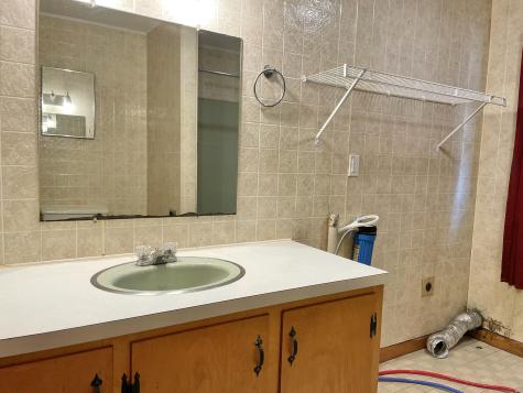 1228 Eastern Avenue Chelsea ME 04330