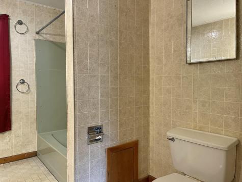 1228 Eastern Avenue Chelsea ME 04330