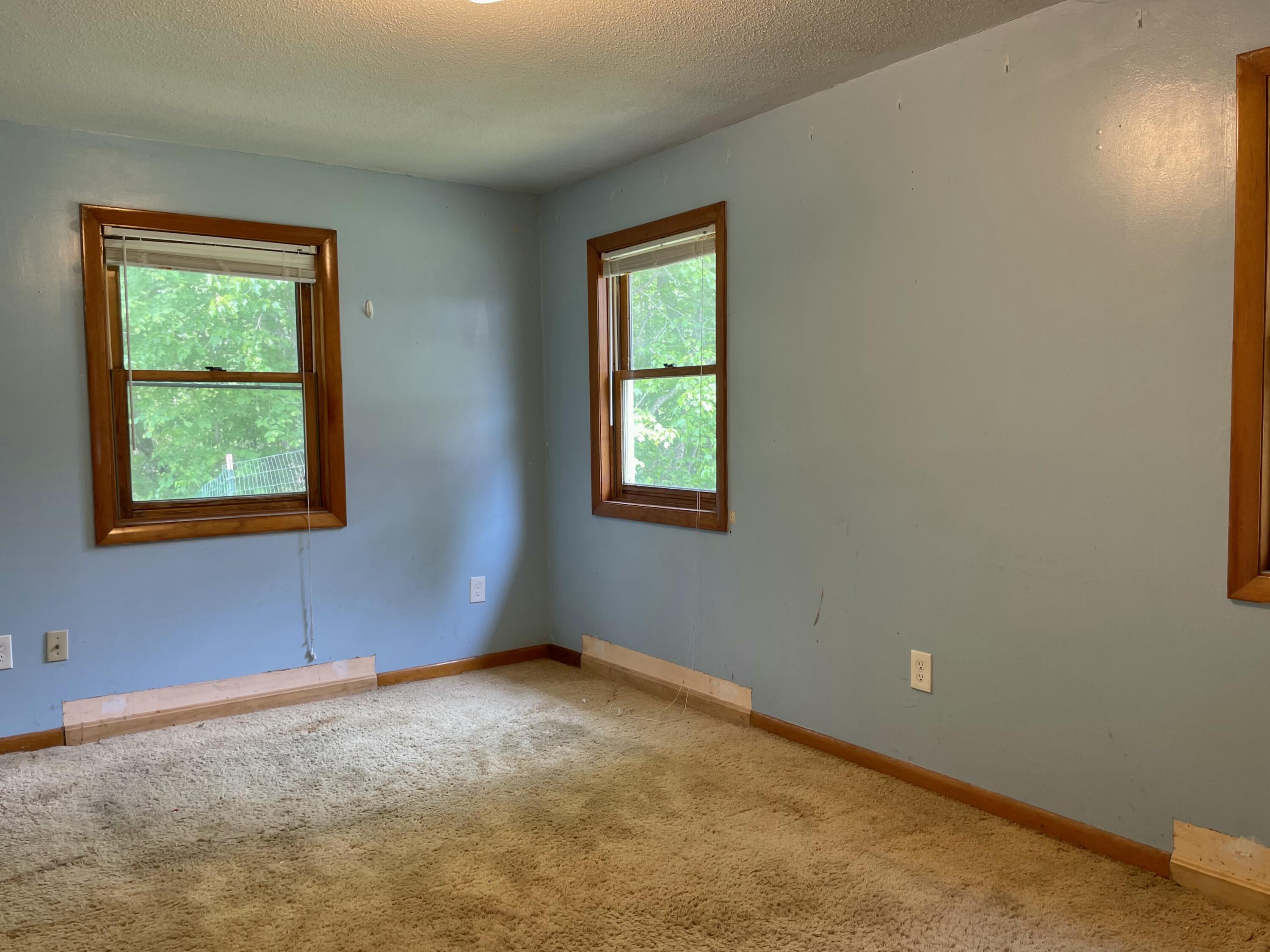 1228 Eastern Avenue Chelsea ME 04330