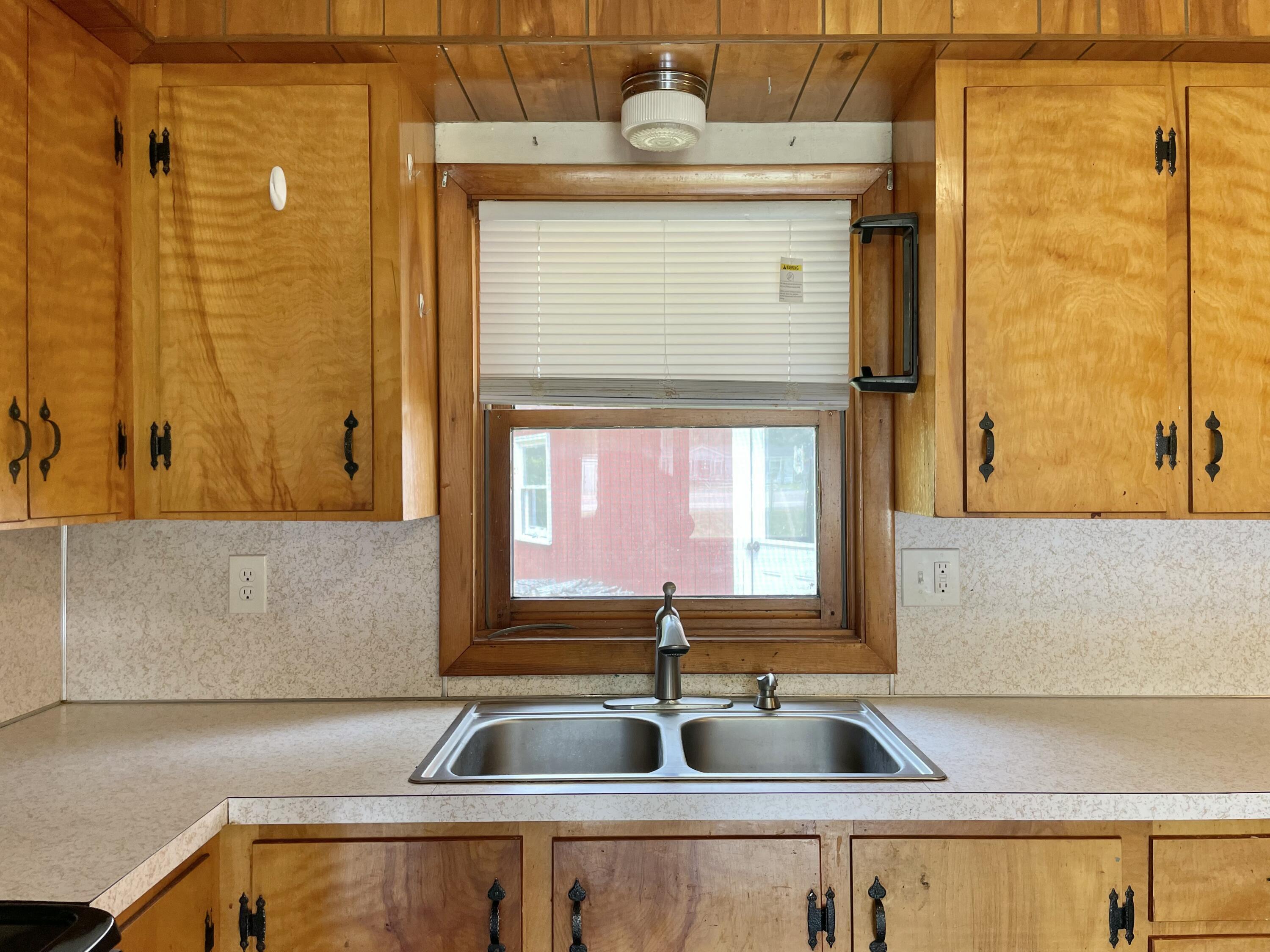 1228 Eastern Avenue Chelsea ME 04330