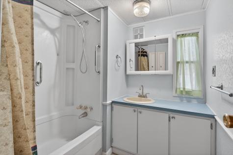 59 Sandalwood Circle Kittery ME 03904