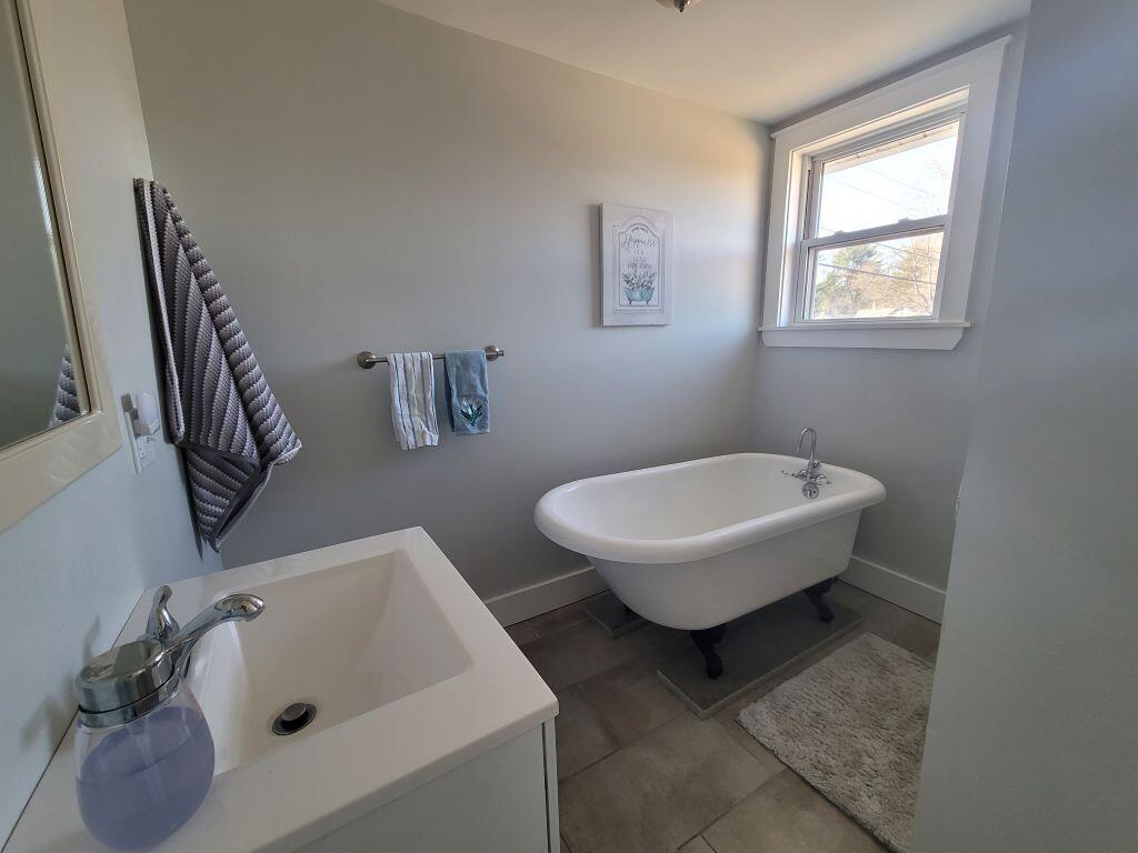 287 Appleton Road Union ME 04862