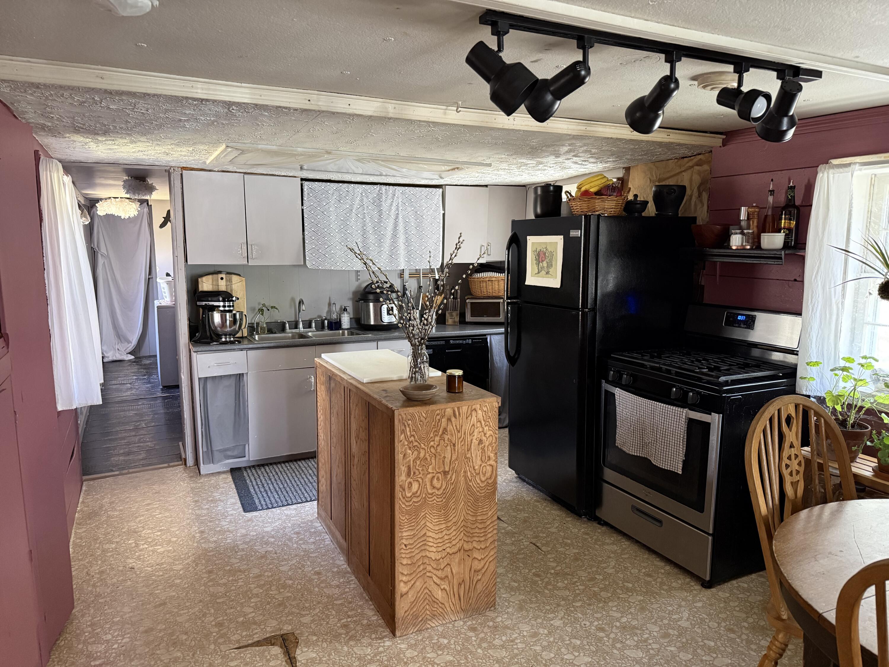 21 Curtis Road Freeport ME 04032