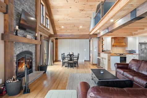 17 Hopkins Lane Verona Island ME 04416