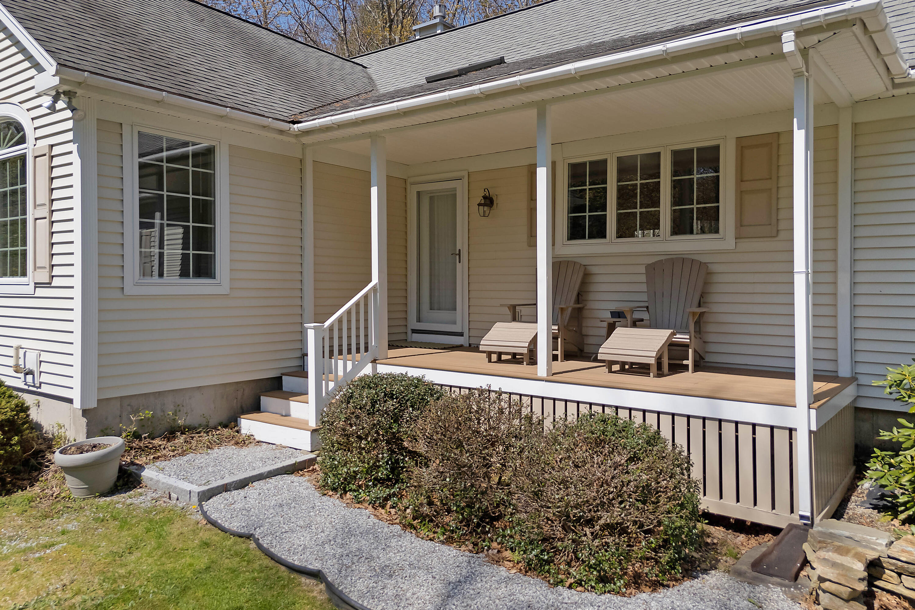 23 Sunny Acres Lane Boothbay ME 04537