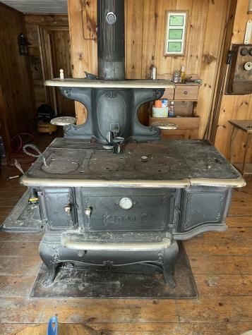 45 Dickson Road Carrying Place Town Twp ME 04961