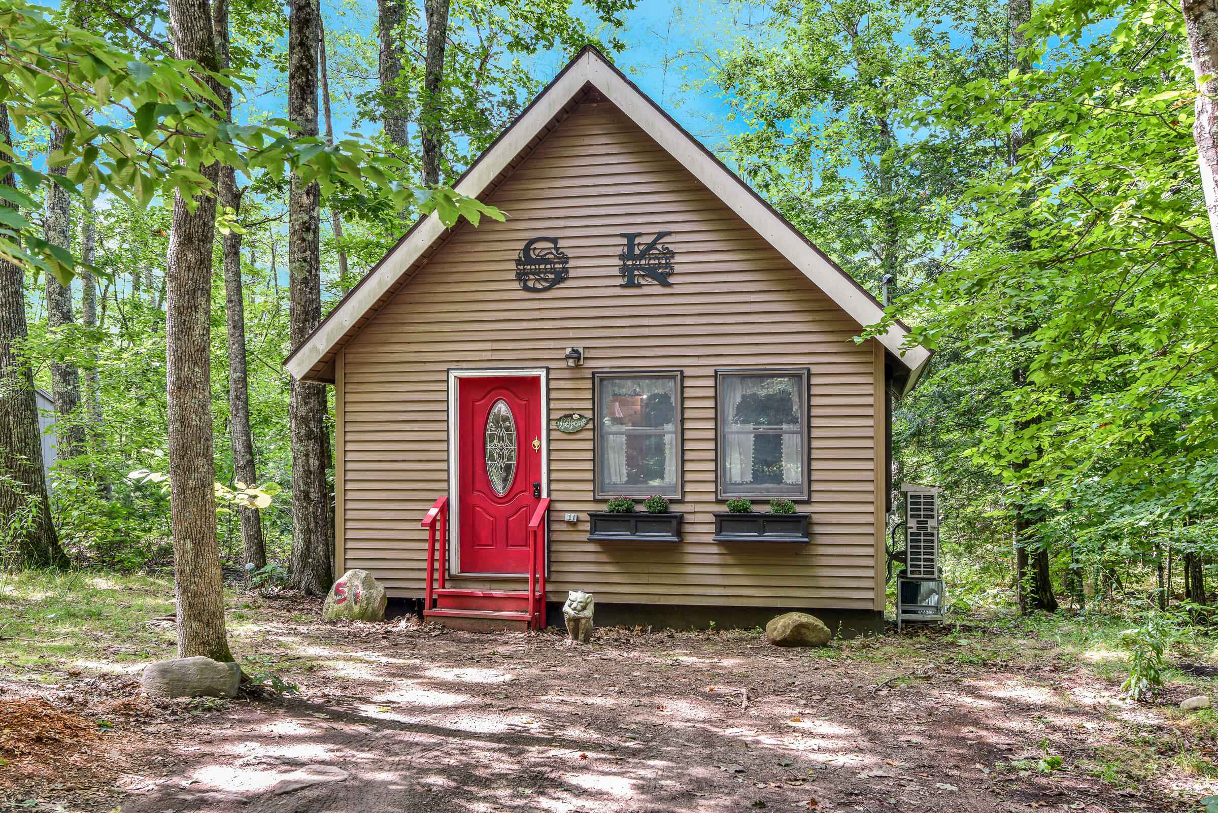 51 Larry Drive Monmouth, ME